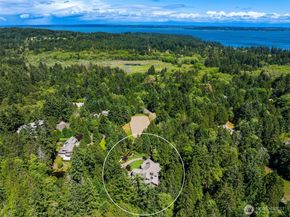 10199 Affirmed Lane NE, Bainbridge Island WA 98110