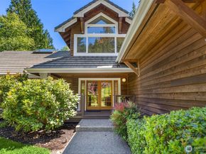10199 Affirmed Lane NE, Bainbridge Island WA 98110