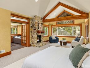 10199 Affirmed Lane NE, Bainbridge Island WA 98110