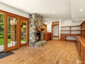 10199 Affirmed Lane NE, Bainbridge Island WA 98110
