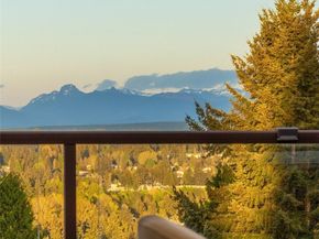 13720 94th Avenue NE, Kirkland WA 98034