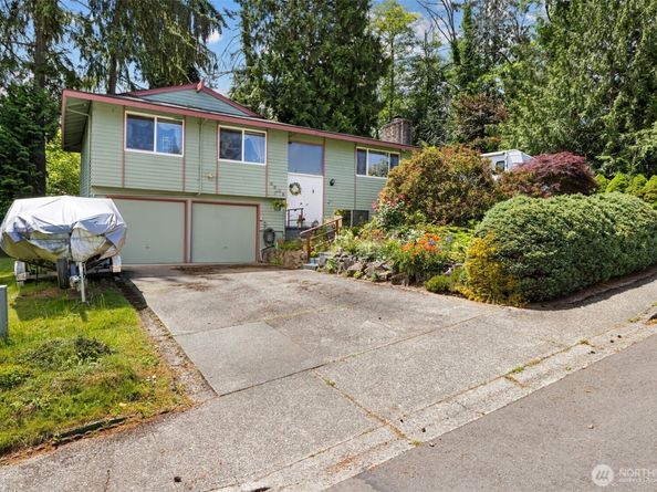 2613 S 300th Street, Federal Way WA 98003