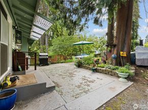 2613 S 300th Street, Federal Way WA 98003