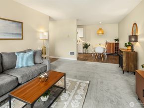 750 N 143rd Street 208, Seattle WA 98133