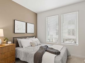 16830 20th Avenue W D8, Lynnwood WA 98037