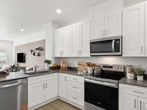 16830 20th Avenue W D8, Lynnwood WA 98037
