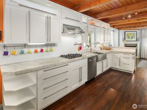 3010 NE 55th Street, Seattle WA 98105