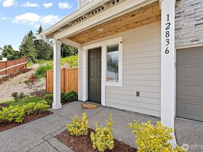 12836 Jammer Place NW, Silverdale WA 98383
