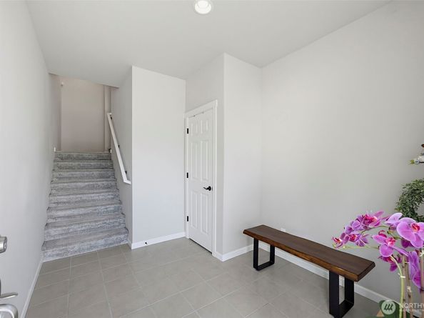 12836 Jammer Place NW, Silverdale WA 98383