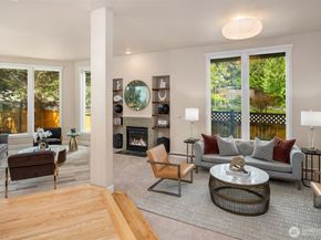 4600 Green Lake Way N, Seattle WA 98103