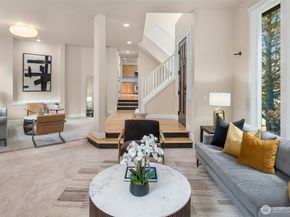 4600 Green Lake Way N, Seattle WA 98103