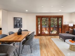 4600 Green Lake Way N, Seattle WA 98103