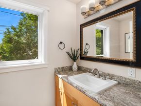 4600 Green Lake Way N, Seattle WA 98103