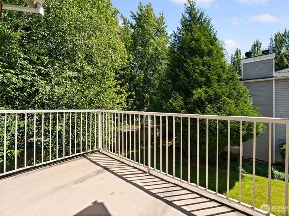 23332 59th Place S 135, Kent WA 98032