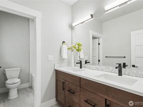 510 Viewcrest Drive NW, Issaquah WA 98027