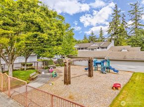 23313 Cedar Way N101, Mountlake Terrace WA 98043