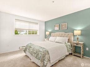 23313 Cedar Way N101, Mountlake Terrace WA 98043