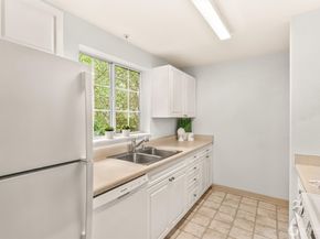 23313 Cedar Way N101, Mountlake Terrace WA 98043