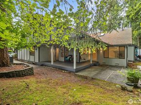 1805 Village Green Drive 16, Mill Creek WA 98012