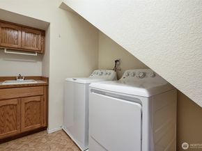 1805 Village Green Drive 16, Mill Creek WA 98012