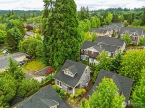 11522 157th Court NE C, Redmond WA 98052