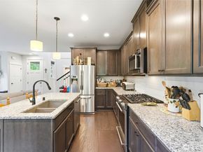 11522 157th Court NE C, Redmond WA 98052