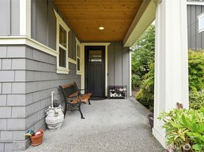 11522 157th Court NE C, Redmond WA 98052