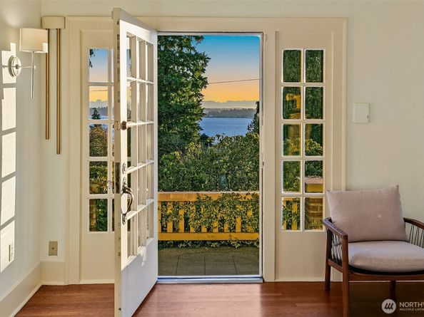 707 Lake Washington Boulevard S, Seattle WA 98144