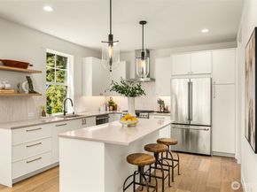 4513 150th Avenue SE, Bellevue WA 98006