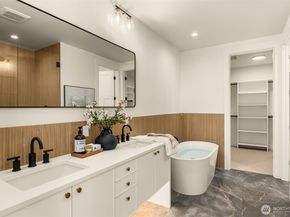 4513 150th Avenue SE, Bellevue WA 98006