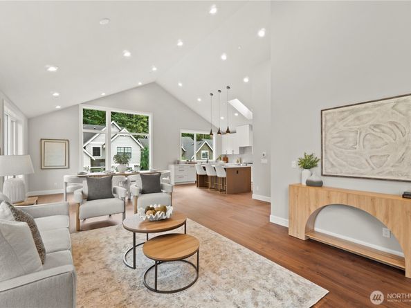 529 SE Bush Street B, Issaquah WA 98027