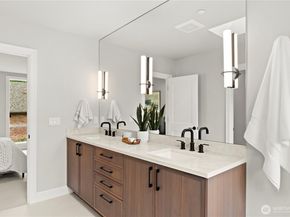 529 SE Bush Street B, Issaquah WA 98027