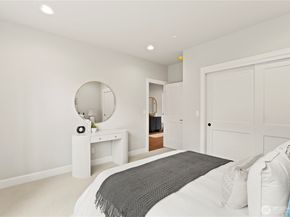529 SE Bush Street B, Issaquah WA 98027