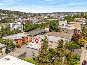 2831 14th Avenue W 2, Seattle WA 98119