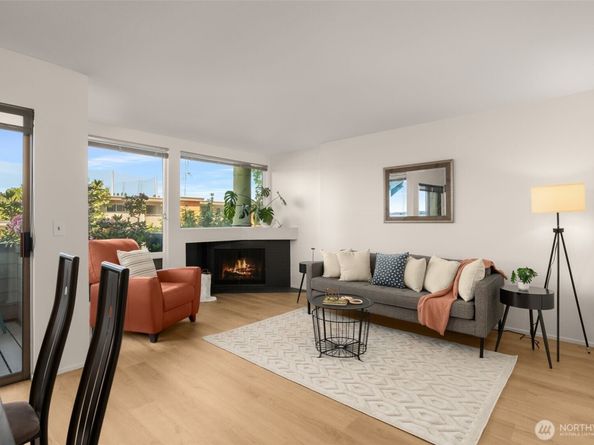 2831 14th Avenue W 2, Seattle WA 98119