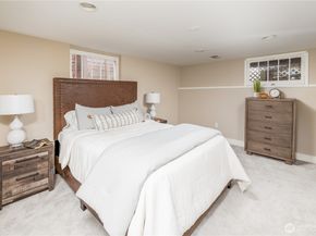 6848 31st Avenue NE, Seattle WA 98115