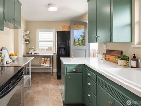 5028 41st Avenue SW, Seattle WA 98136