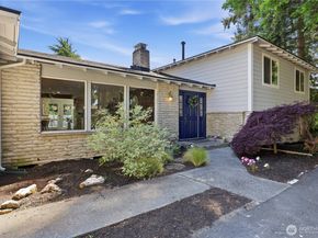 17405 18th Avenue W, Lynnwood WA 98037
