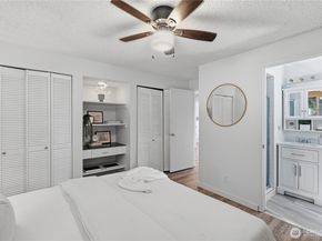 17405 18th Avenue W, Lynnwood WA 98037