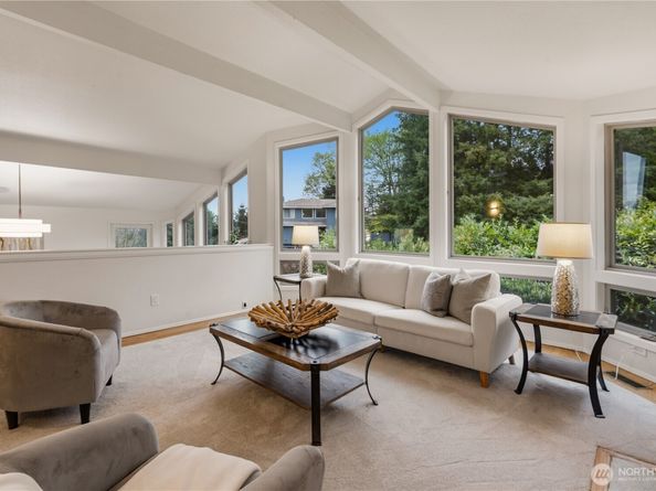 5701 137th Place SE, Bellevue WA 98006