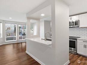 3028 Western Avenue 110, Seattle WA 98121
