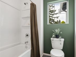 5420 S 328th Street 10, Auburn WA 98001