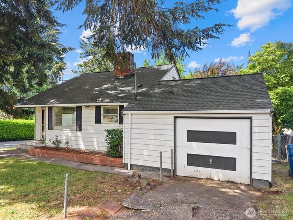 11857 22nd Avenue SW, Burien WA 98146