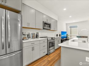 13628 Manor Way A2, Lynnwood WA 98087