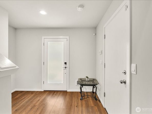 13628 Manor Way A2, Lynnwood WA 98087