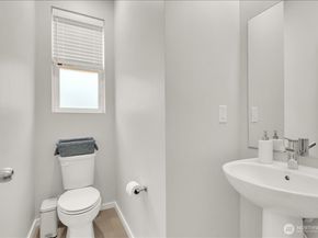 13628 Manor Way A2, Lynnwood WA 98087