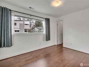5942 21st Avenue SW, Seattle WA 98106