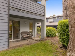 280 Newport Wy NW NW B15, Issaquah WA 98027