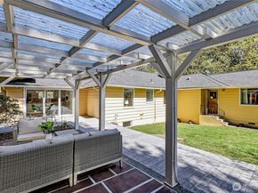 2209 NE 177th Street, Shoreline WA 98155
