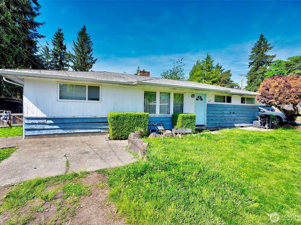 903 Logan Rd, Lynnwood WA 98036